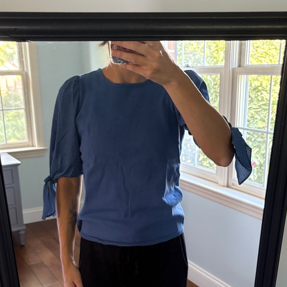 Blue puff sleeve sweater/ blouse